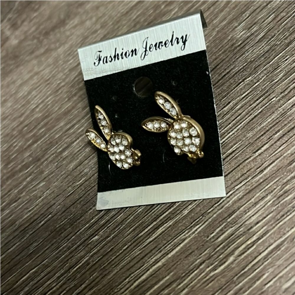 NWT Playboy Bunny Rhinestone Stud Pierced Earrings - Fashion Jewelry - Picture 2 of 3